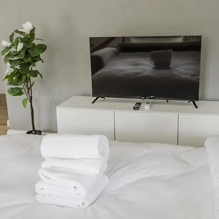 Appartement Grunwald Raszynska Bright By Bookinghost *