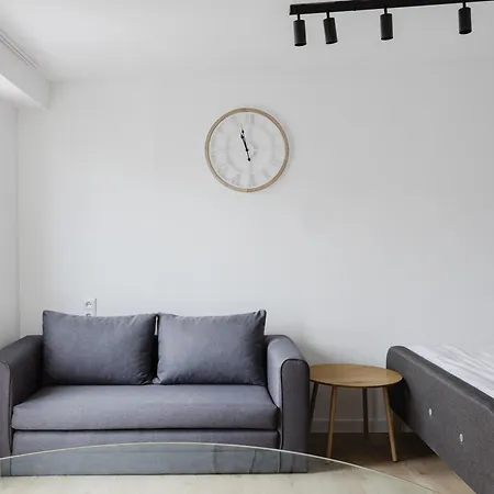 Grunwald Raszynska Bright By Bookinghost Apartman